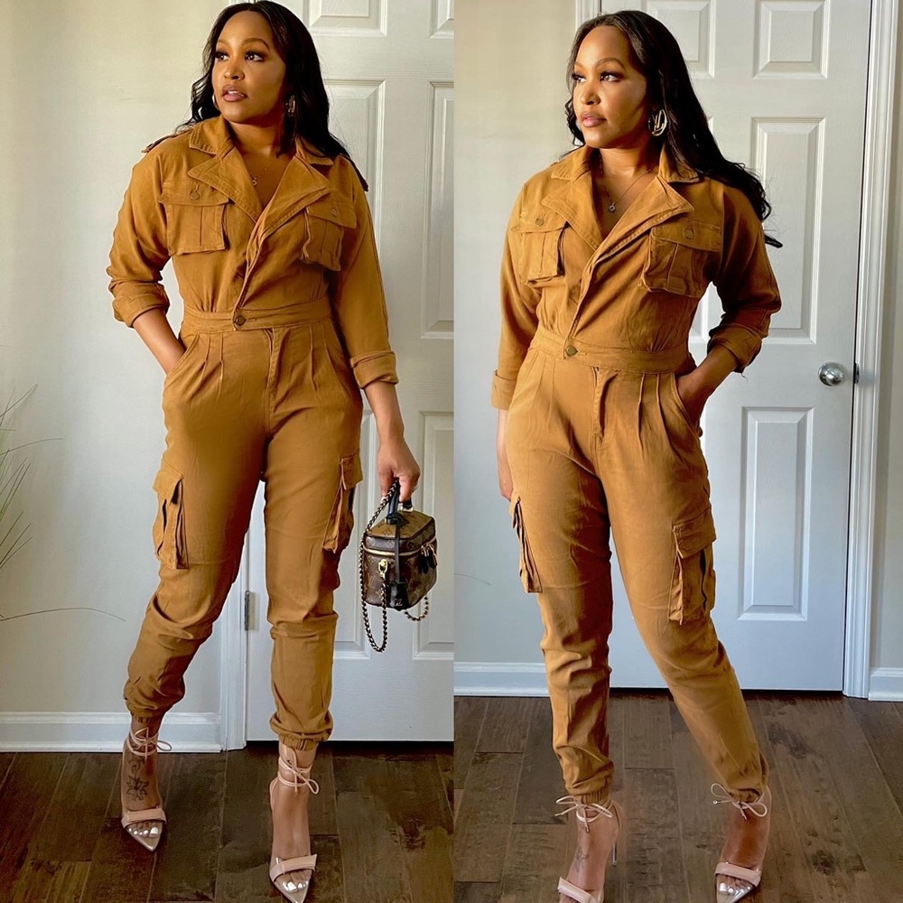 Long sleeve cargo jumpsuit with pockets